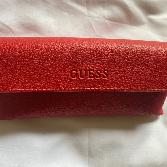 Guess Red Sunglasses Case Semi Hard Clamshell Protective Eyeglasses CASE ONLY - Picture 1 of 5